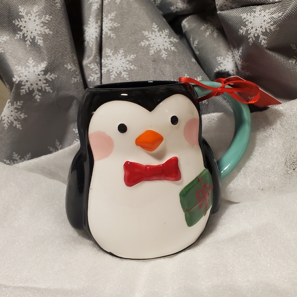 Penguin Mug-NWT